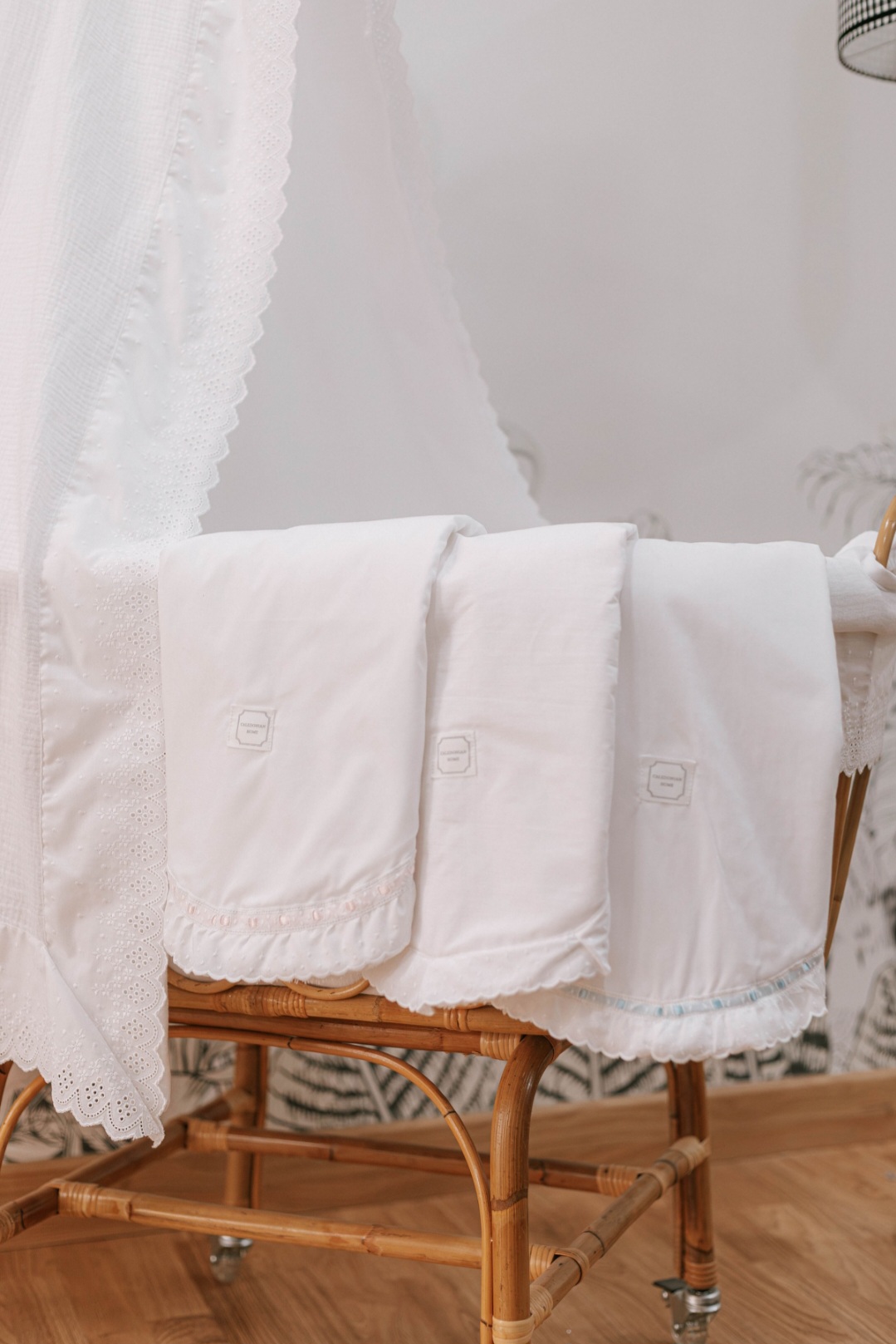 Arrullos, sábanas y salvababas